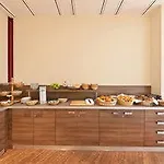 Novum Hotel New Madison Duesseldorf Hauptbahnhof Отель 4*
