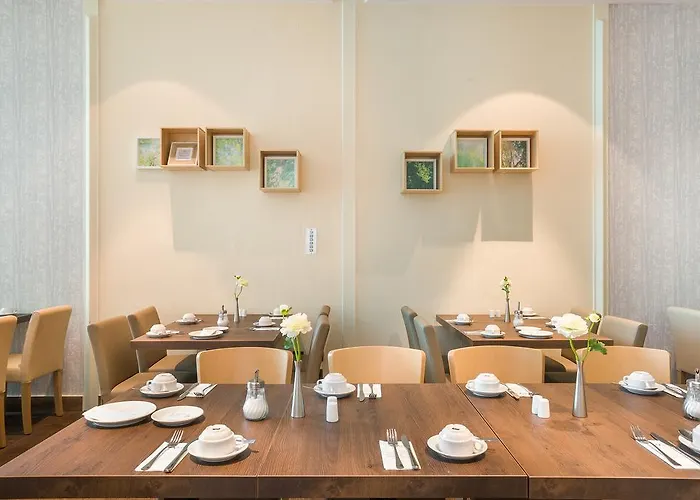 Hotel Novum Hotel New Madison Duesseldorf Hauptbahnhof 4*