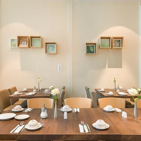 Hotel Novum Hotel New Madison Duesseldorf Hauptbahnhof 4*