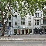 Novum Hotel New Madison Duesseldorf Hauptbahnhof Hotel